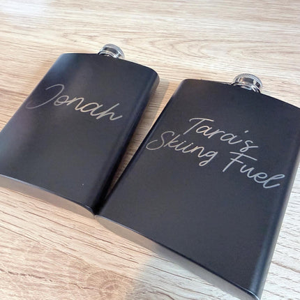 Personalised Hip Flask, Custom Engraved Flask with Custom Wording, Whisky Flask Gift for Men, Custom Gift Set, Handmade Gift - Black Oak Farm
