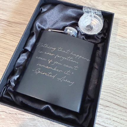 Personalised Hip Flask, Custom Engraved Flask with Custom Wording, Whisky Flask Gift for Men, Custom Gift Set, Handmade Gift - Black Oak Farm
